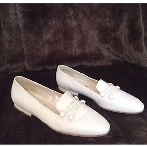 PAPPAGALLO Sz 7M Vintage BLAKELY Ivory Leather Loafer